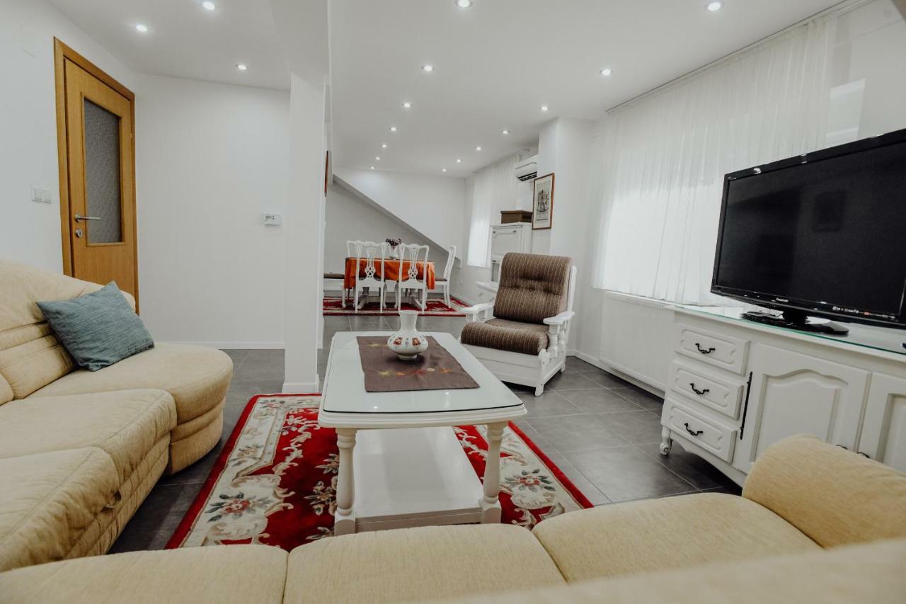 Apartman Slavonia Ðakovo Esterno foto